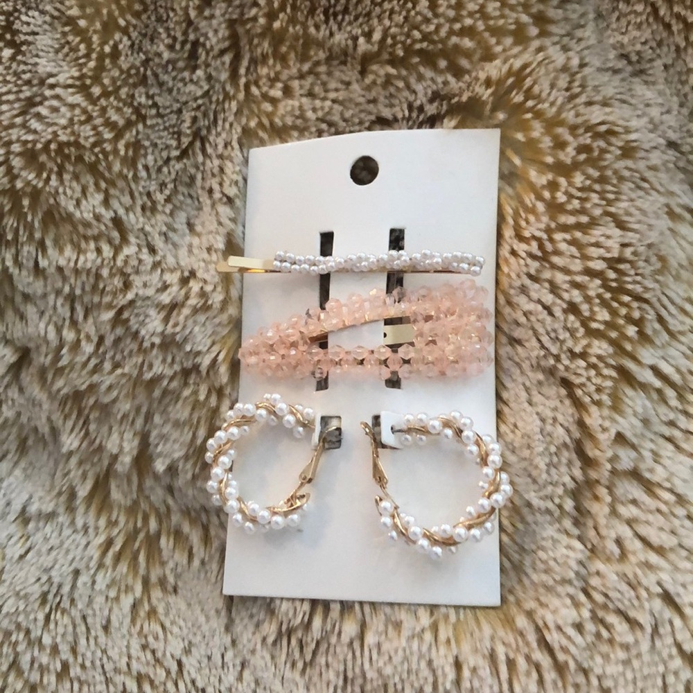 Earring and Hairclip set